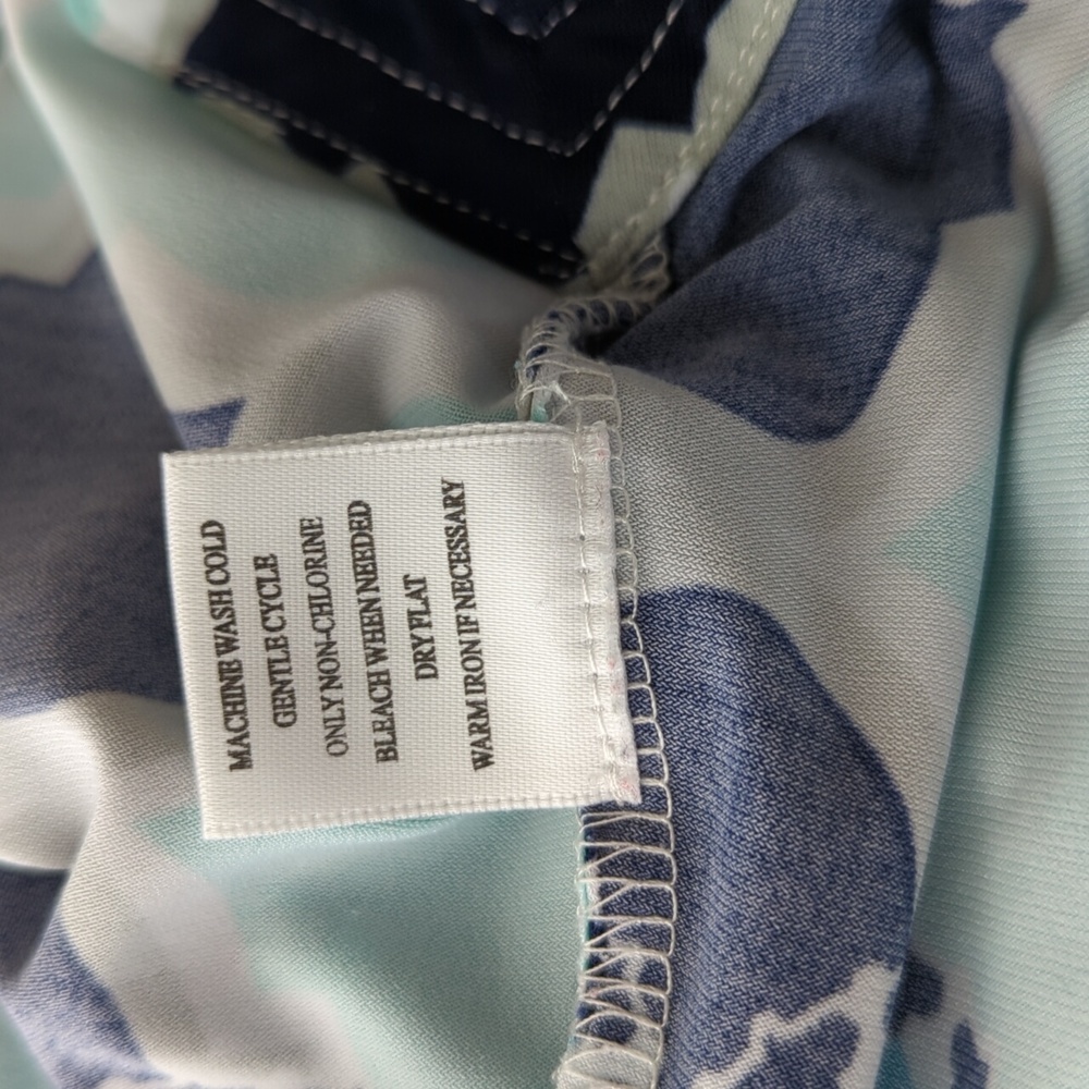 Island Republic Tunic Top - Picture 12 of 12